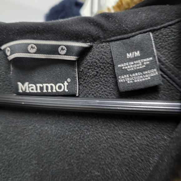 Marmot Softshell Jacket Women’s M Black Faux Fur Hood Water Resistant - Picture 7 of 10